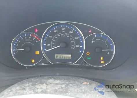 2010 Subaru Forester 2.5X Premium z USA, uszkodzony, nr VIN JF2SH6CC1AH712659